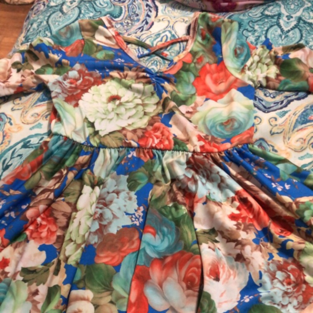 Dot dot smile ballerina tail dress size 2